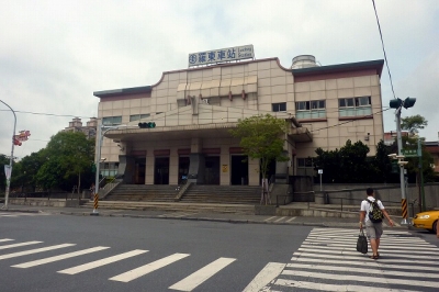 羅東駅構内