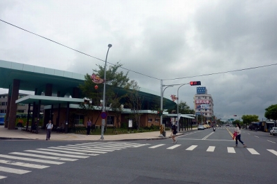 羅東駅構内