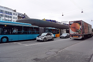 ノアポート駅前