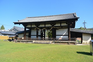 東大寺転害門