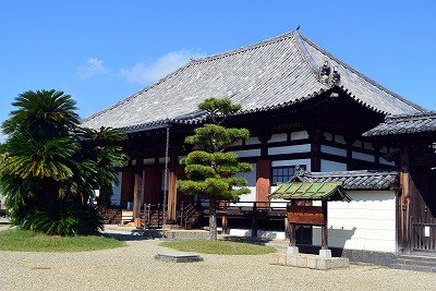 法華寺の本堂