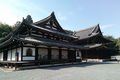 泉涌寺 舎利殿と仏殿