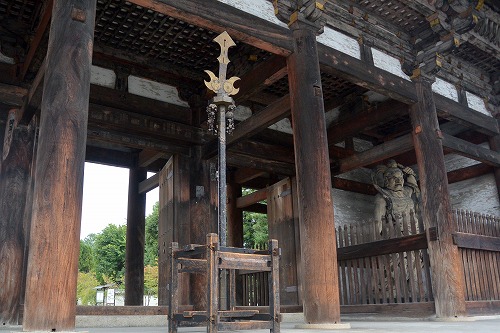 仁和寺の二王門