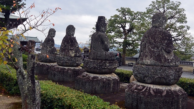 五智山 蓮華寺の五智如来座像