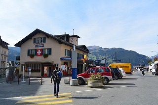 グリンデルワルト駅