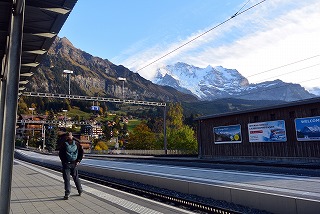 ラウターブルンネン駅