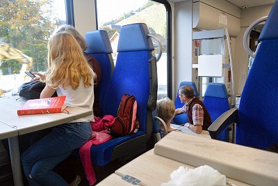 ゴールデンパスラインの普通列車