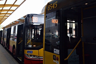 ５１９番のバス