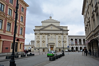 ワルシャワ　聖アンナ教会